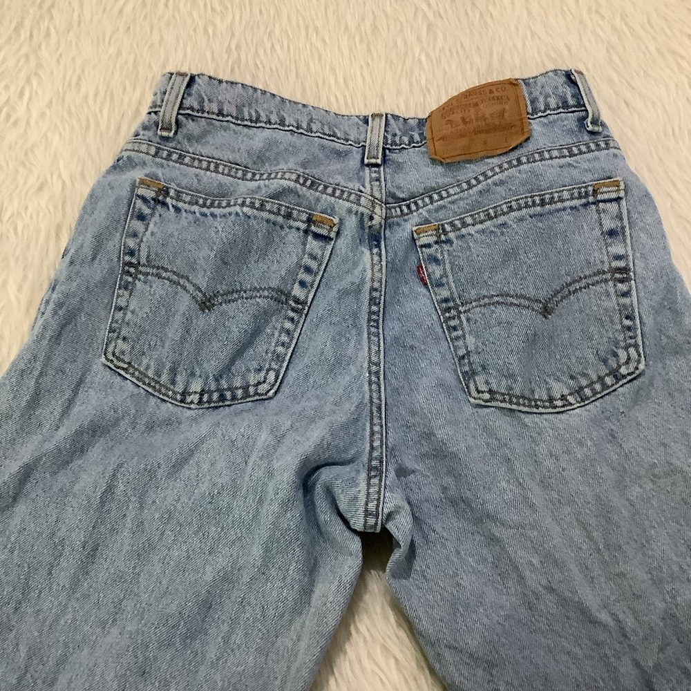 Vintage Levi’s women’s blue denim high rise Distressed denim jeans size …